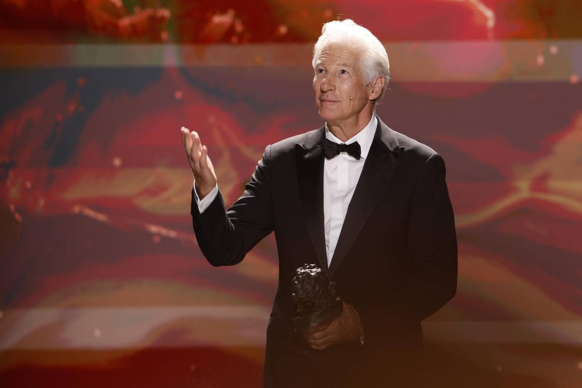 Richard Gere acusa a Trump de &lsquo;mat&oacute;n&rsquo; al recoger el Goya Internacional