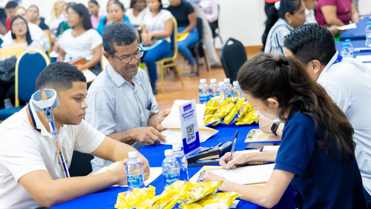 Jornadas de reclutamiento ofrecen 238 puestos de trabajo