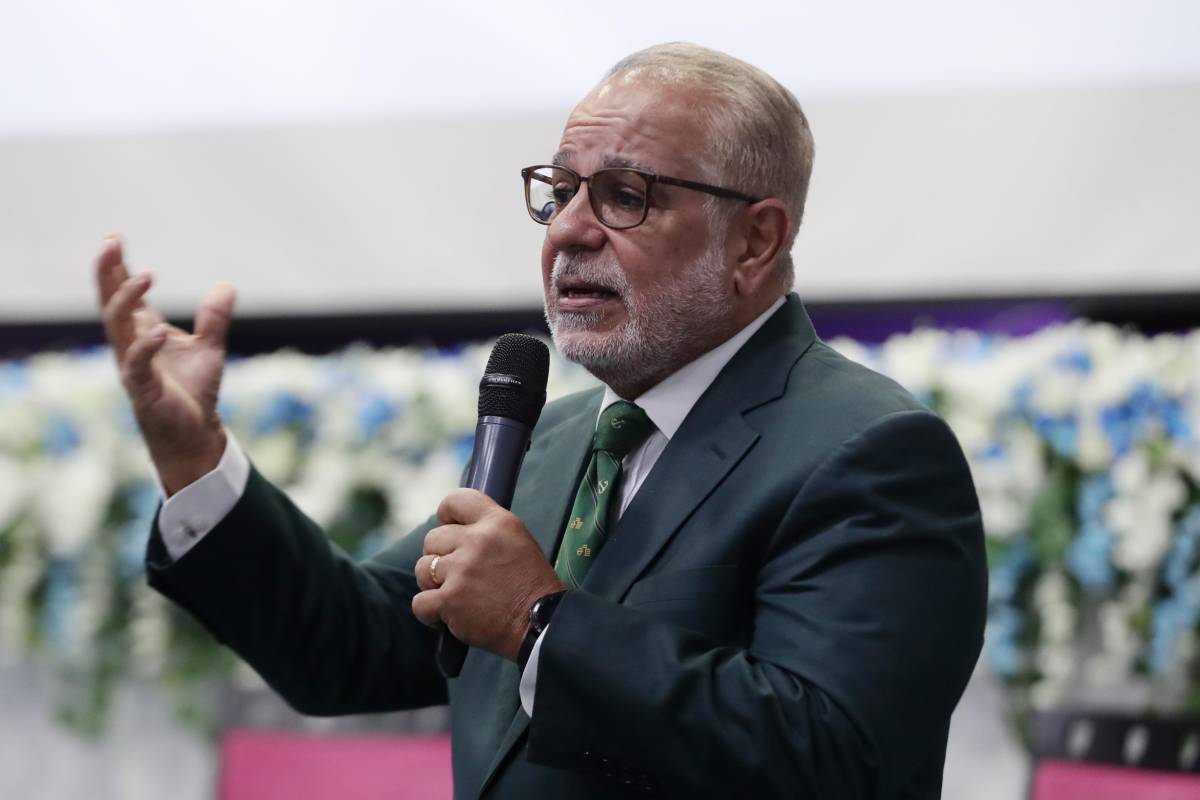 El Canal de Panam&aacute; debe estar dentro de una estrategia mar&iacute;tima nacional, seg&uacute;n experto