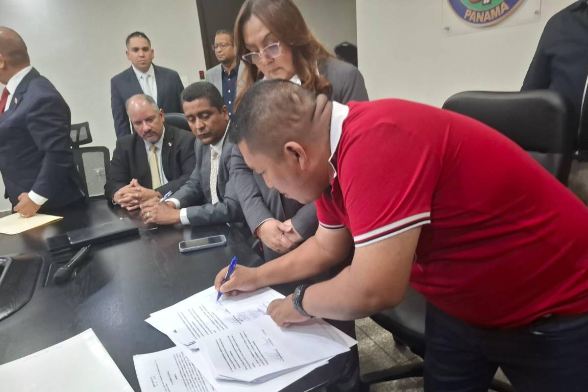 Asamblea y sindicato bananero logran acuerdo; se levantan los cierres en Bocas del Toro