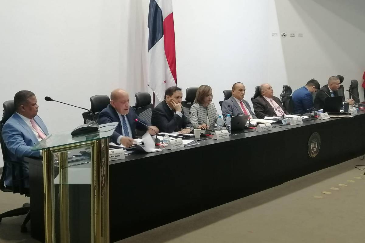 Diputados votan tercer bloque de reformas a la CSS y rechazan aumento en la edad de jubilaci&oacute;n