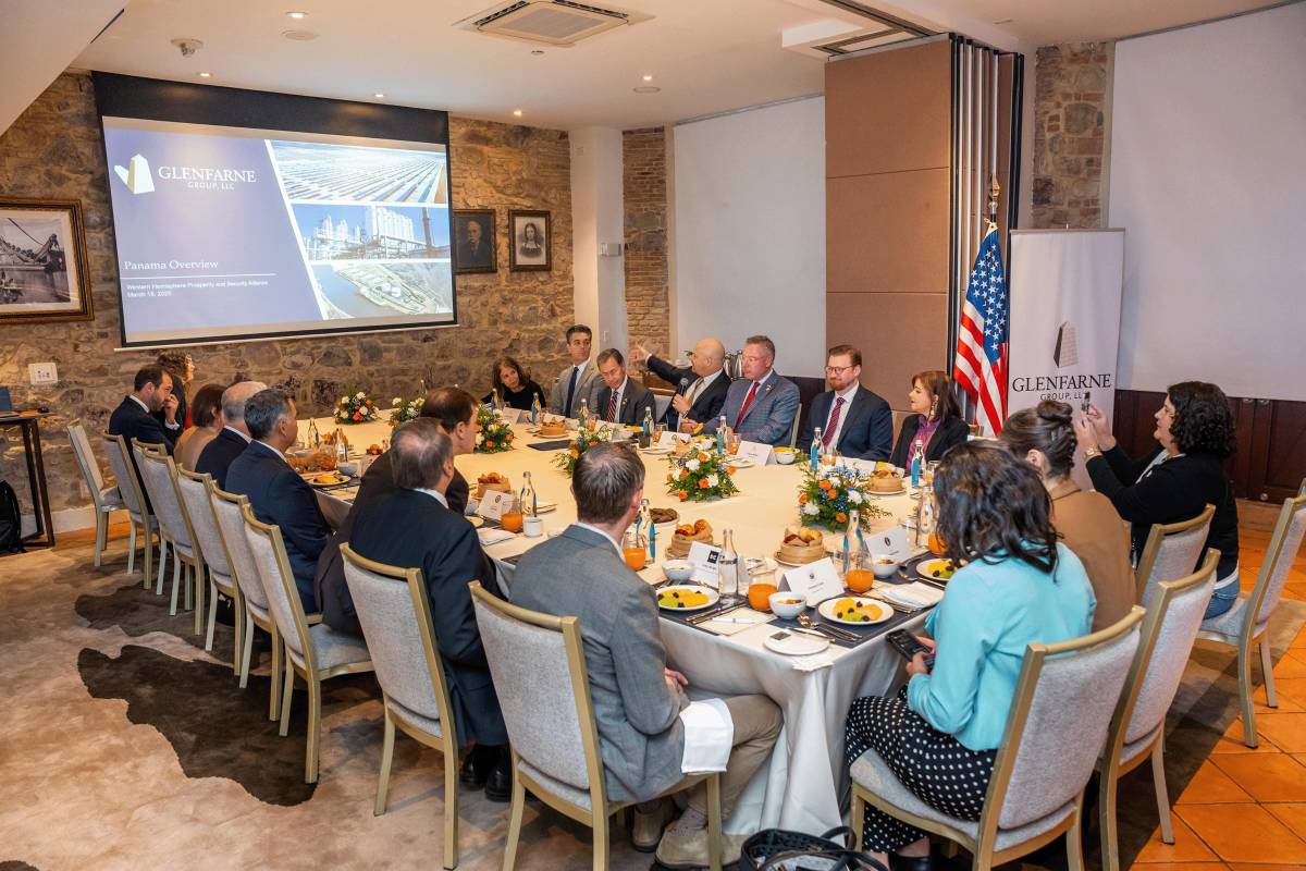 Glenfarne, y su filial local, EnfraGen Centroamérica, recibe delegación del Comité de Energía y Comercio de la Cámara de Representantes de EE. UU. en su visita a Panamá Glenfarne, y su filial local, EnfraGen Centroamérica, recibe delegación del Comité de Energía y Comercio de la Cámara de Representantes de EE. UU. en su visita a Panamá