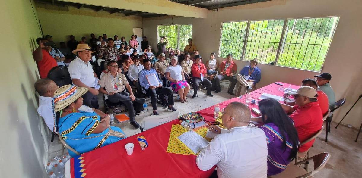 Cacique ember&aacute; wounaan, nuevo presidente de Coonapip