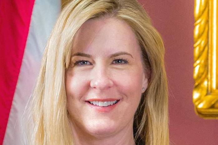 Esta fotografía oficial fechada el 8 de enero de 2019, obtenida de la Legislatura del Estado de Minnesota, muestra a la representante estatal de Minnesota, Melissa Hortman.
