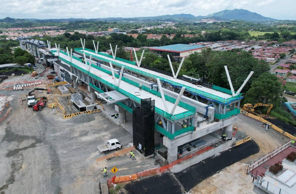 L&iacute;nea 3 del Metro registra 73 % de avance en medio de huelga 