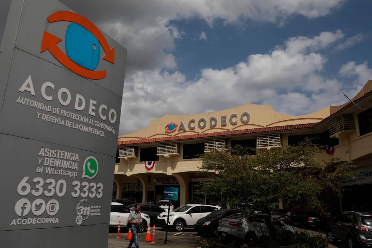 Advierten de venta atada o condicionada en per&iacute;odo escolar