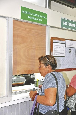Las farmacias deben reportar a Acodeco.