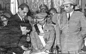 Los coroneles José María Pinilla y Bolívar Urrutia en la conformación de la Junta Militar.