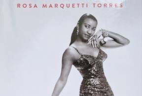 La obra recoge de manera exhaustiva los primeros pasos de la futura diva de la salsa en su tierra natal.