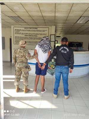 La madrugada de este 18 de marzo, el presunto homicida fue puesto a órdenes de la Fiscalía de Homicidio para los trámites correspondientes.