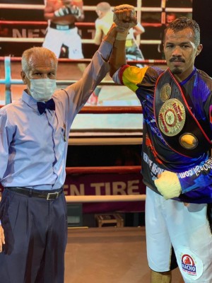 Johan ‘Manotas’ González ha ganado todas sus 31 peleas por la ruta del cloroformo.