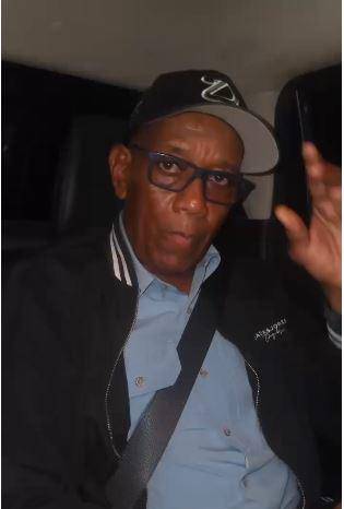 El diputado Isaac Mosquera denunció una presunta retención ilegítima de su vehículo por parte de la Policía Nacional.