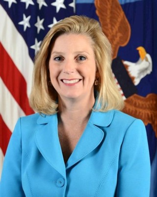 Christine Wormuth, primera mujer secretaria del Ejército de Estados Unidos.