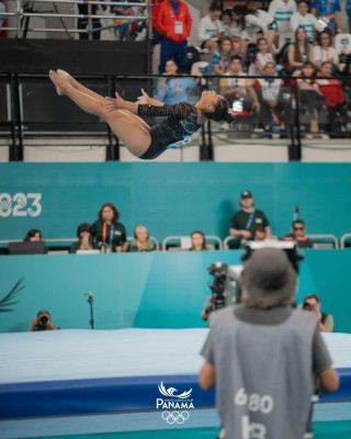 La atleta panameña Hillary Heron tuvo un excelente rendimiento logrando un resultado de 12.633.