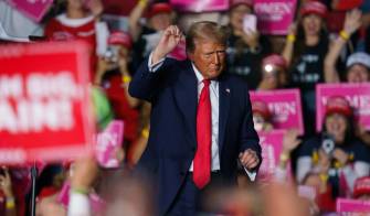 El expresidente y candidato republicano a la Casa Blanca, Donald Trump, en un mitin este lunes en Reading, Pensilvania, EE.UU.
