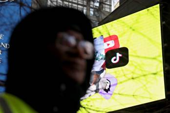 El logotipo de TikTok se muestra en una valla publicitaria en Times Square, en la ciudad de Nueva York.