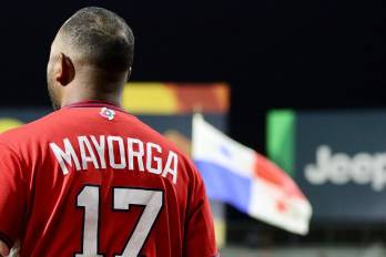 Jonathan Araúz tuvo un enfrentamiento con el mánager, José Mayorga tras el partido contra Colombia.