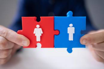 Según el estudio, al ritmo actual de progreso la paridad global podría tardar alrededor de 123 años en alcanzarse.