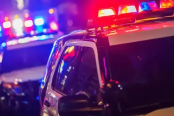 Fernández hizo un llamado a la ciudadanía para denunciar actividades delictivas y colaborar con las autoridades.