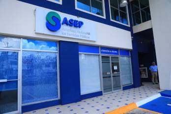 Según cifras de la ASEP al cierre de 2025, Panamá supera los 5 millones de líneas móviles activas.