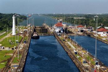 El presidente electo de Estados Unidos amenazó con retomar el control del Canal de Panamá.
