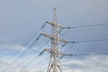 La reforma también contempla cambios de cara a la renovación de las concesiones de distribución eléctrica en 2028.