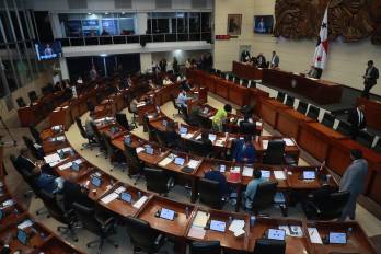 Diputadas presentan informe de minoría y cuestionan cambios en la reforma electoral
