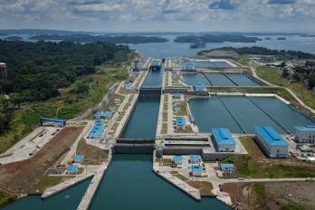 EEl proyecto del tercer juego de esclusas del Cana lfue inaugurado en junio de 2016 y tuvo un costo de $5581 millones.