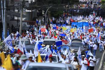 La ciudadanía exige la revocación de la ley 462 de la CSS además de la soberanía de su país luego de la firma del Memorándum de Entendimiento entre Panamá y Estados Unidos.