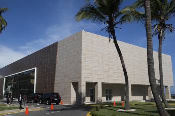 Fotografía de archivo del 14 de septiembre de 2017 donde se observa la sede de la cancillería en Santo Domingo (República Dominicana).
