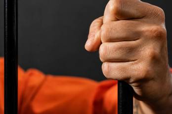 La Fiscalía presentó las pruebas que permitieron acreditar que el hombre cometió los delitos de violación agravada, actos libidinosos agravados y corrupción de personas menores.