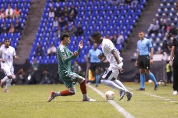 Panamá cae goleado ante México.