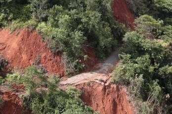Según Luque, las réplicas se concentran alrededor del sistema de fallas de Azuero, cerca del punto donde ocurrió el terremoto principal.