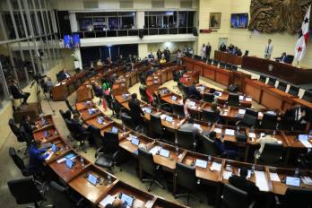 Choque en el pleno de la Asamblea por elección del defensor del Pueblo