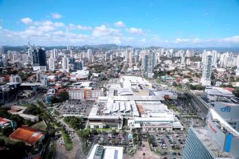 Panamá se caracteriza por tener una economía de servicios, estable y abierta.