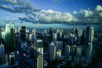 Inversiones Cuscatlán es una sociedad controladora de diversos negocios bancarios y aseguradores en Centroamérica.