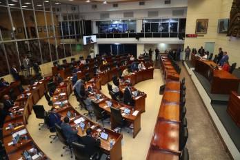 El pleno aprobó en tercer debate el presupuesto del Canal