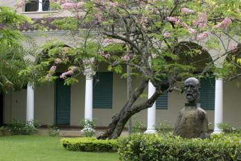 Fotografía del campus de la Universidad de Puerto Rico, en San Juan.