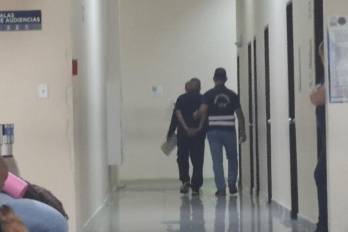 Irwonds fue aprehendido esta semana en el Aeropuerto Internacional de Tocumen en posesión de los pasaportes de dos panameños que habrían acordado viajar a Rusia.