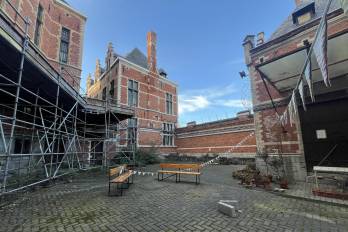 Prisión de Forest, en el centro de Bruselas, que se encuentra en ruinas tras su cierre en 2022.
