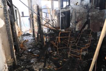 Interior de casona en la calle Veraguas tras el incendio del pasado miércoles.