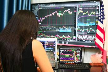 La iniciativa de la panameña va más allá de la mera instrucción financiera, pues busca empoderar a las mujeres que pese a sus logros profesionales, enfrenta una baja autoestima en temas de dinero.