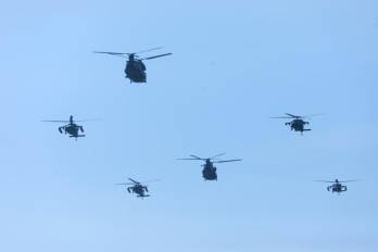 Helicópteros participando de la Operación Panamax.