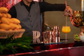 La noche del jueves 17 de septiembre se llevó a cabo una experiencia de coctelería en el Hotel Renaissance.