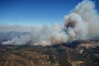 Vista aérea cedida por la Presidencia de Chile de una zona afectada por los incendios forestales, en la región de Valparaíso, Chile, el 3 de febrero de 2024.