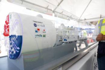 Imagen a escala de la tuneladora “Panamá”, la cual podría estar armada en abril y puesta en operación en septiembre próximo.