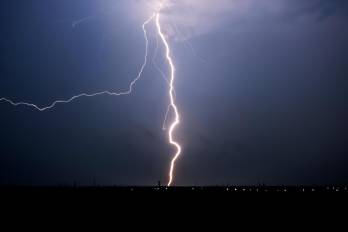 En las costas del Pacífico se esperan tormentas eléctricas y aguaceros de mayor intensidad
