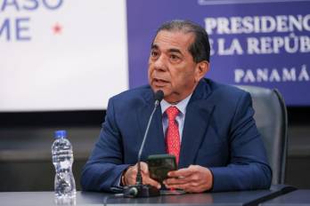 Ventura Vega, ministro de Educación, en conferencia de prensa tras el Consejo de Gabinete.