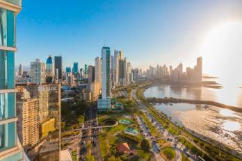 El Foro Económico Mundial y el Gobierno de Panamá impulsan una agenda conjunta enfocada en la sostenibilidad, la energía y la logística.