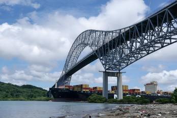El Puente de las Américas se mantiene operativo, confirmó el director del Sinaproc.